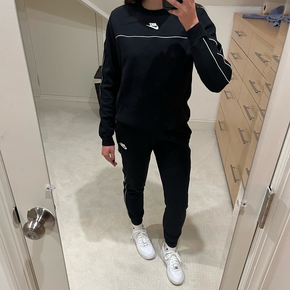 Nike long sleeve shirt